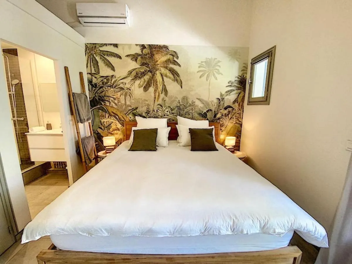 Villa Casalilo, Orient Bay